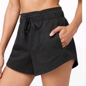 Lululemon Inner Glow High Rise Short 3” Inseam Women’s 8 Black Athletic Mini